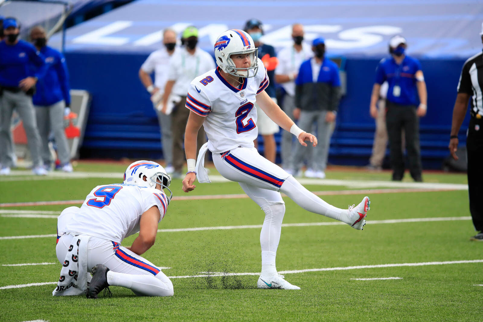Field goal good